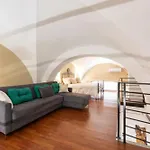 Comfortable In With Modern Amenities Appartamento *