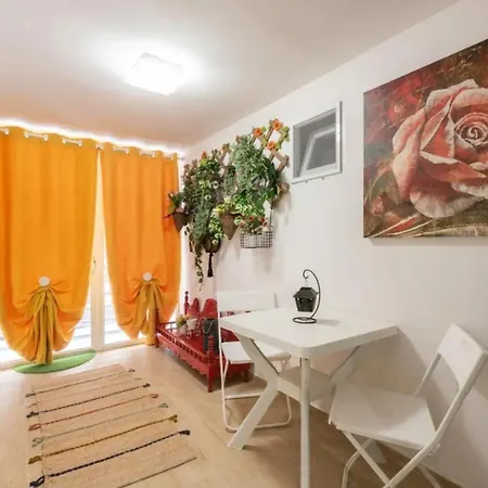 Appartamento Comfortable In With Modern Amenities Bari